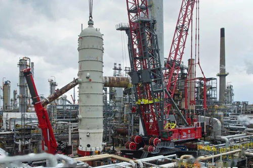 海外巨擎 Mammoet Focus30 起重機(jī)英國煉油廠首秀，展現(xiàn)重型吊裝新標(biāo)桿